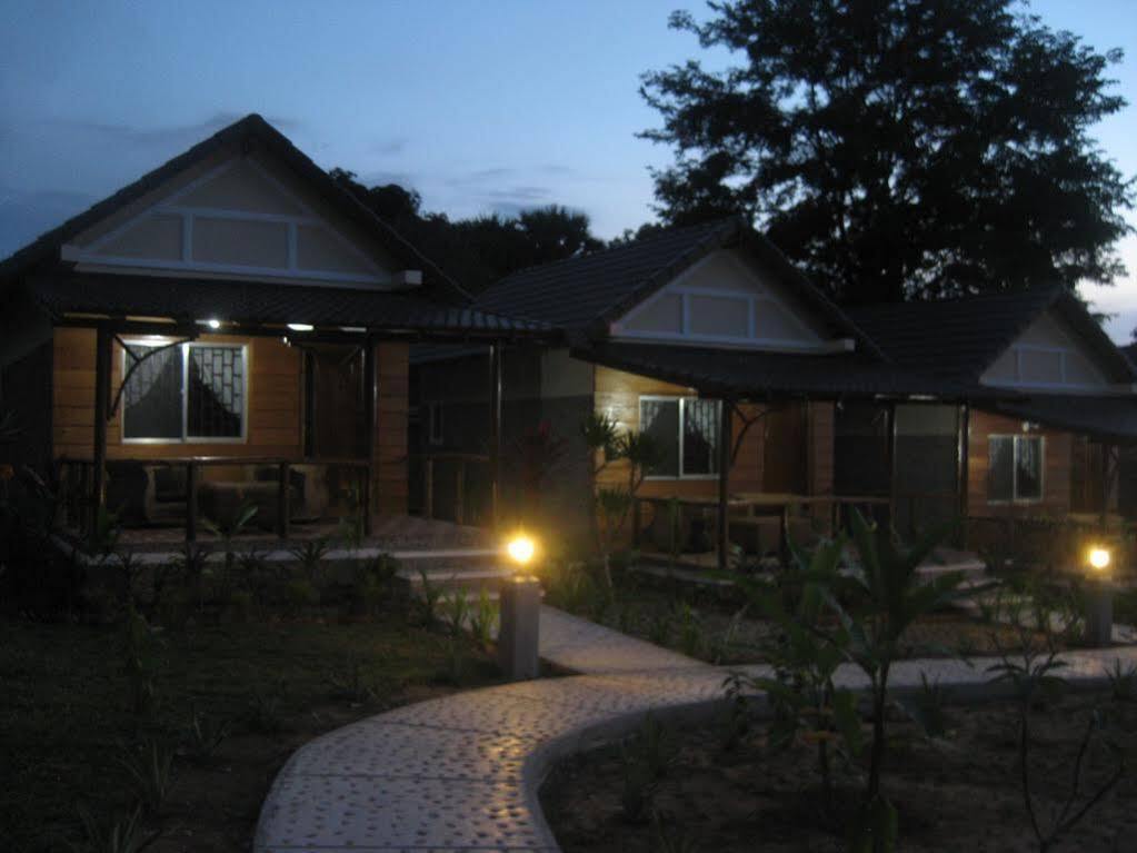 Atmaland Resort Kep Εξωτερικό φωτογραφία